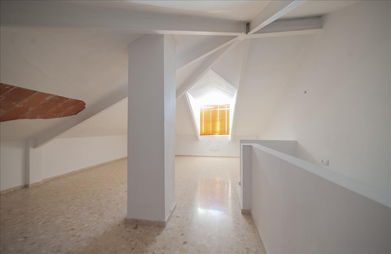 Casa en venta en Salteras Sevilla Número 12