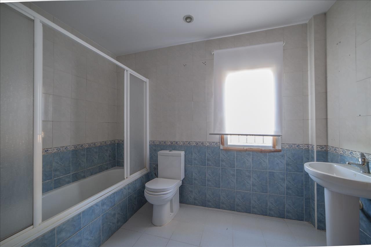 Casa en venta en Salteras Sevilla Número 9