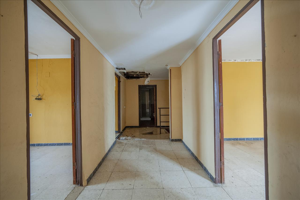 Casa en venta en Lora del Río Sevilla Número 12