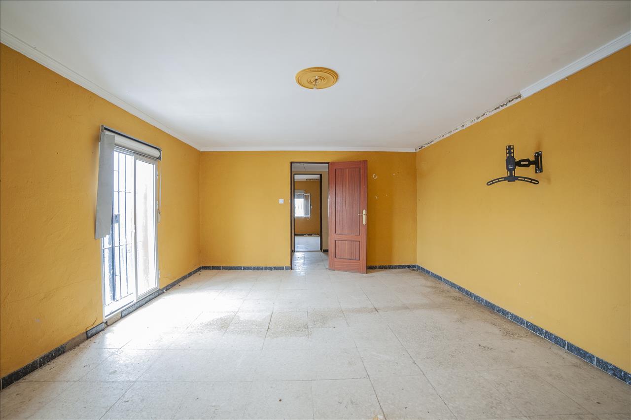 Casa en venta en Lora del Río Sevilla Número 1