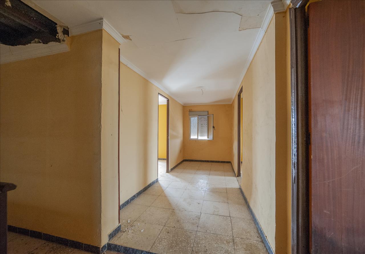 Casa en venta en Lora del Río Sevilla Número 10