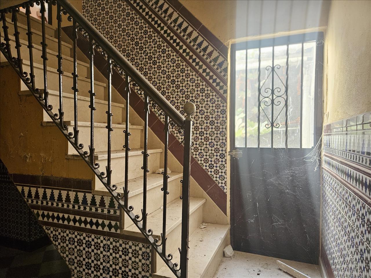 Casa en venta en Lora del Río Sevilla Número 7