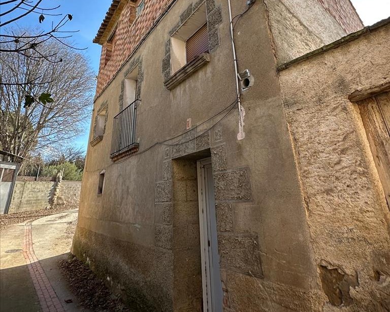 Casa en venta en Almunia de San Juan Huesca Número 0