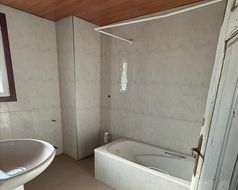 Casa en venta en Almunia de San Juan Huesca Número 9