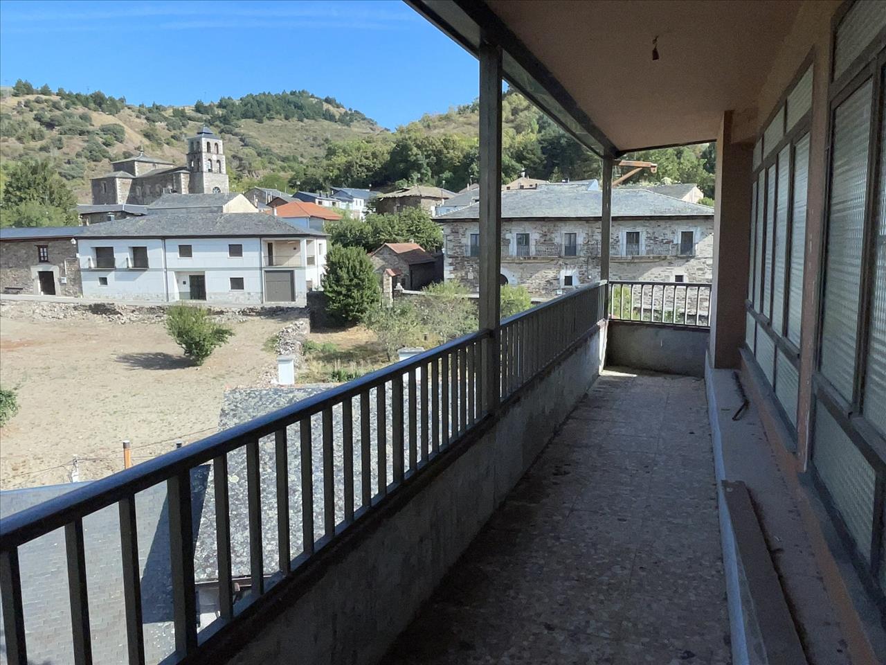 Casa en venta en Ponferrada León Número 7