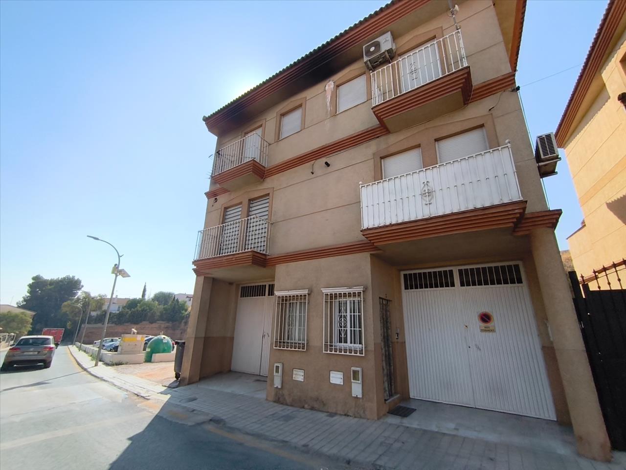 Casa en venta en Iznalloz Granada Número 0