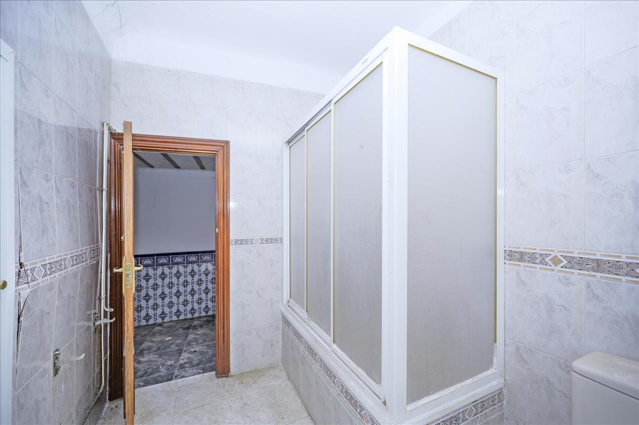 Casa en venta en Villatobas Toledo Número 19