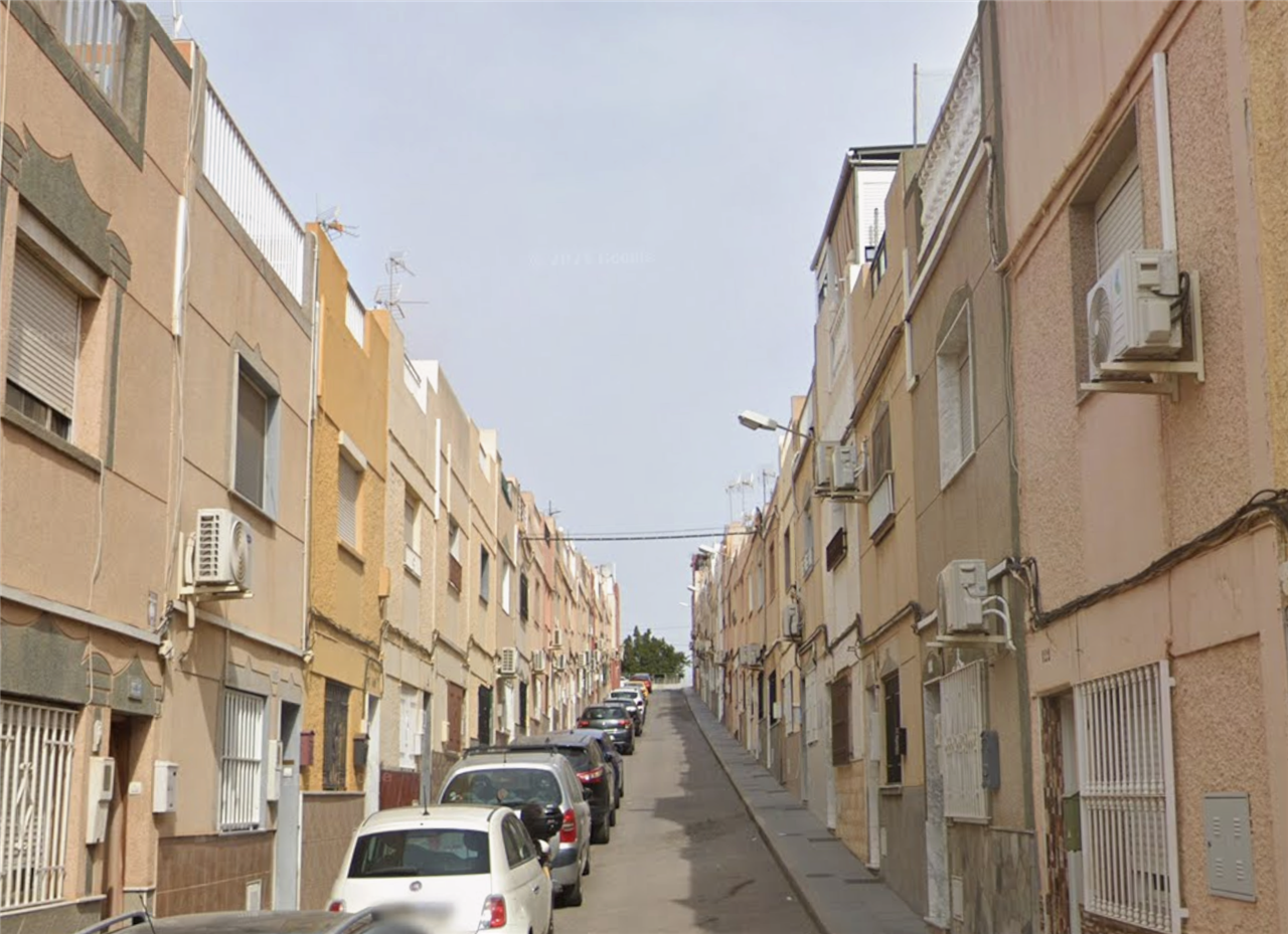 Piso en venta en Almería Almería Número 0