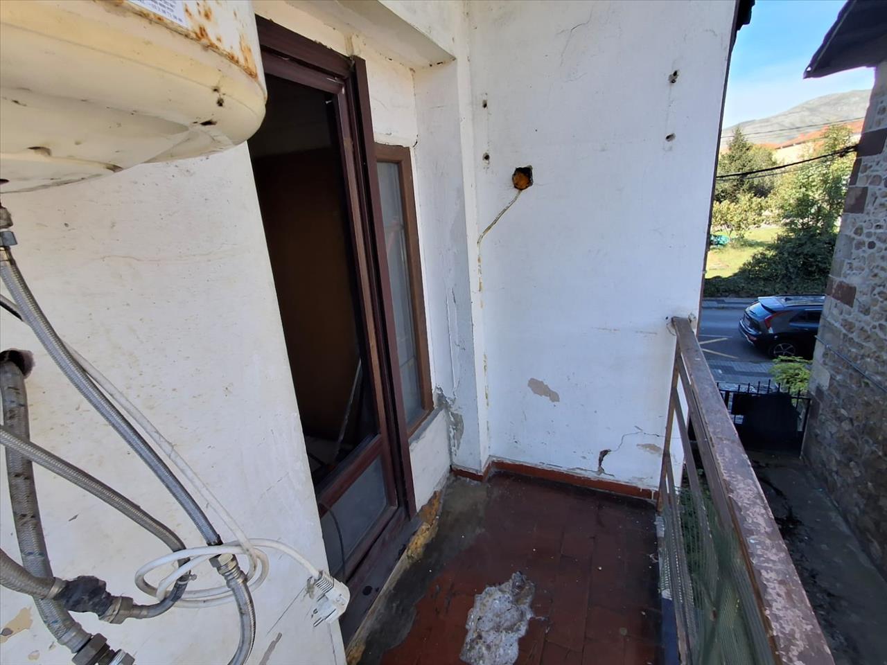 Piso en venta en Corrales de Buelna (Los Cantabria Número 9