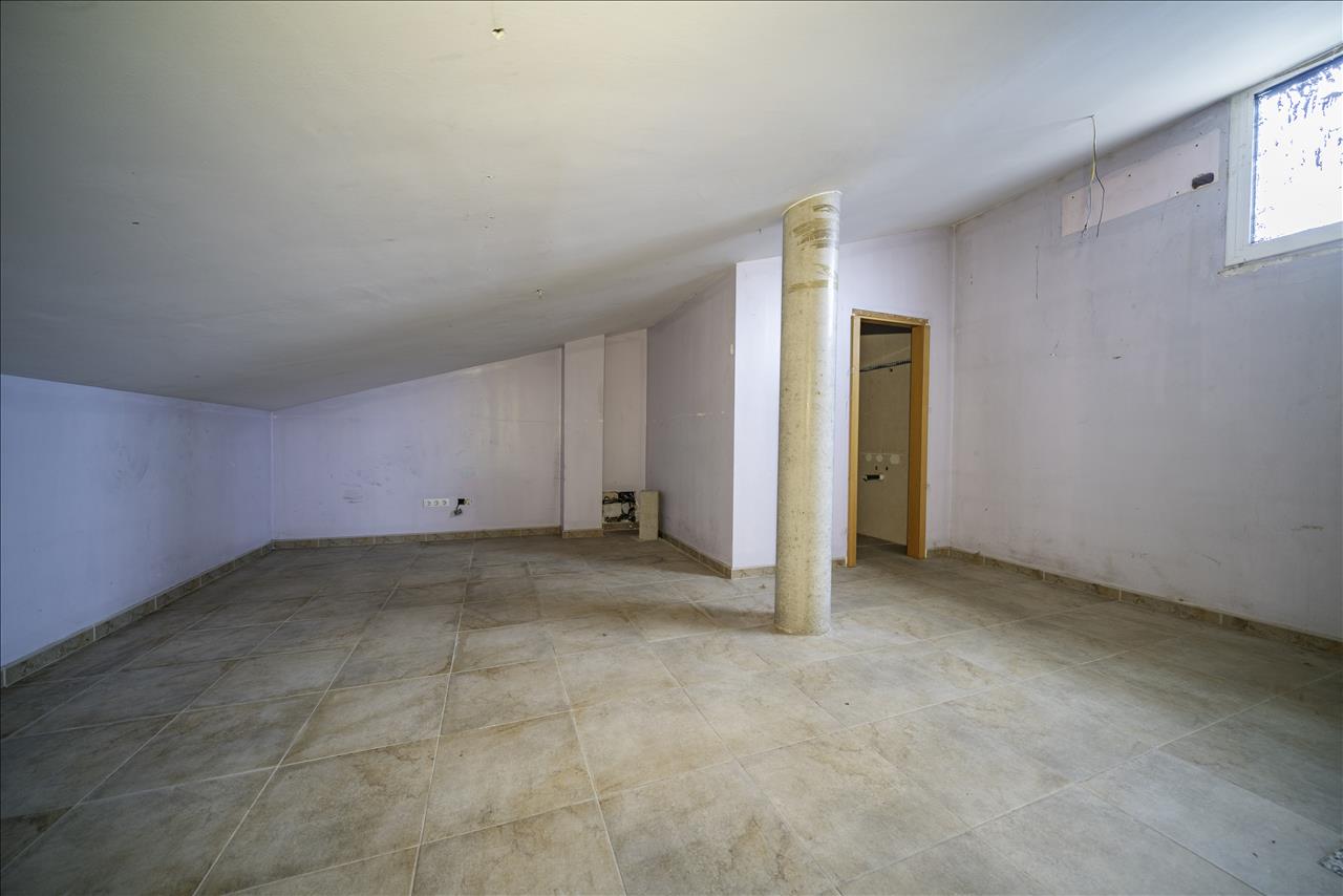 Casa en venta en Santa Coloma de Farners Girona Número 8