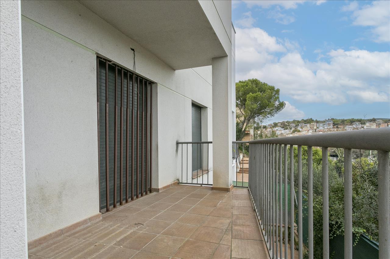 Casa en venta en Sant Quintí de Mediona Barcelona Número 23