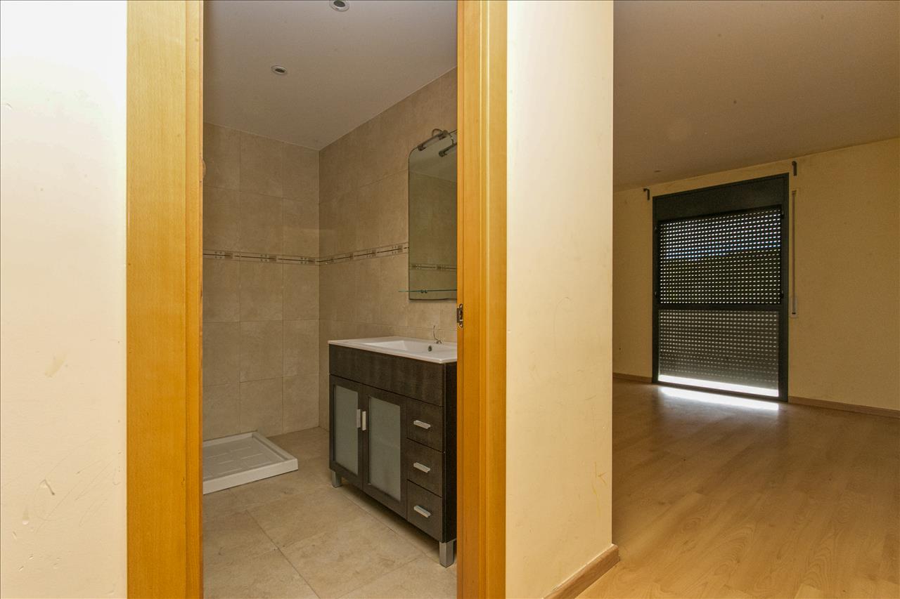 Casa en venta en Sant Quintí de Mediona Barcelona Número 14