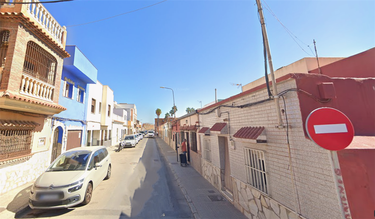 Casa en venta en Línea de la Concepción (La) Cádiz Número 0