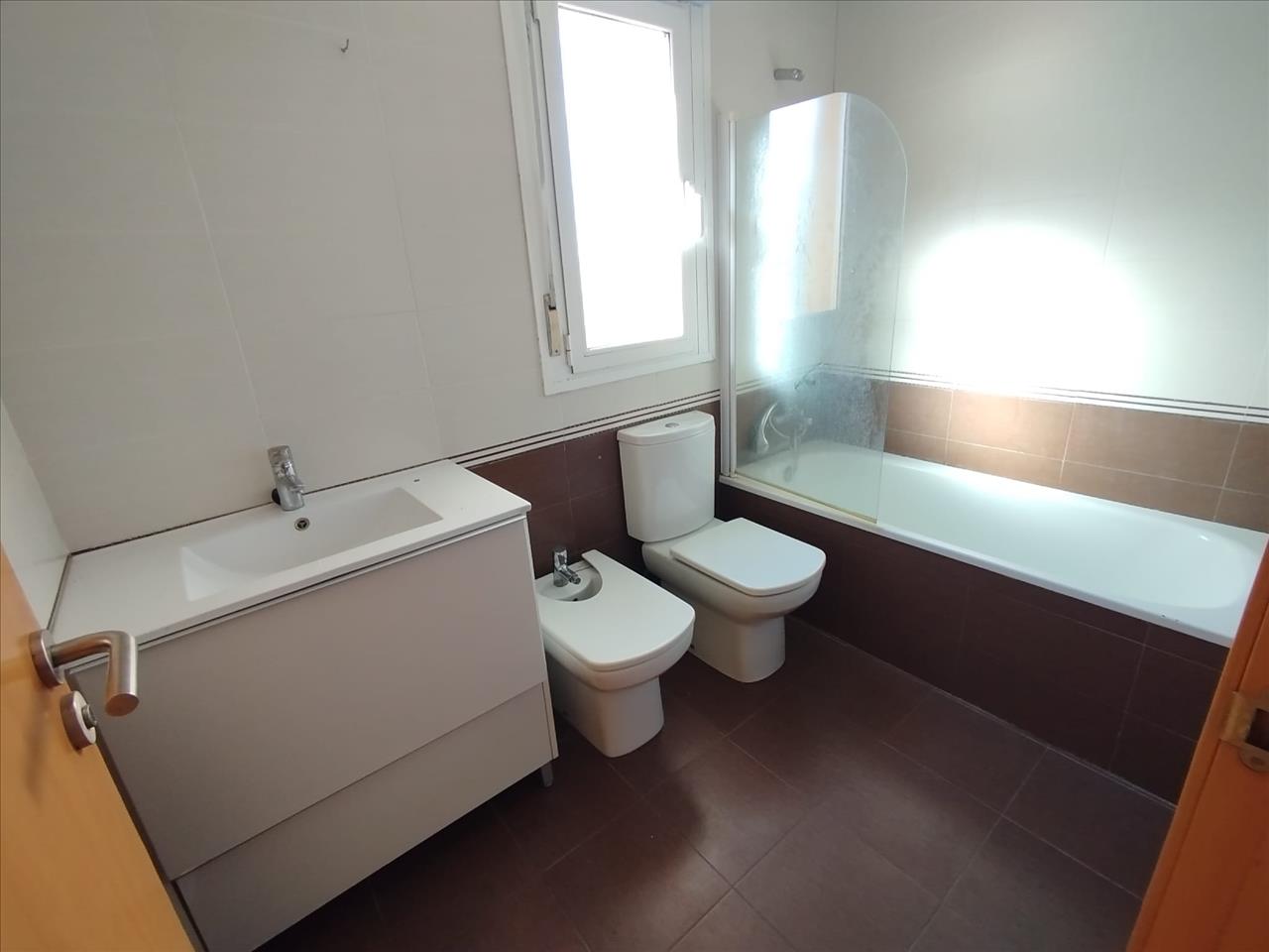 Casa en venta en Requena Valencia Número 9