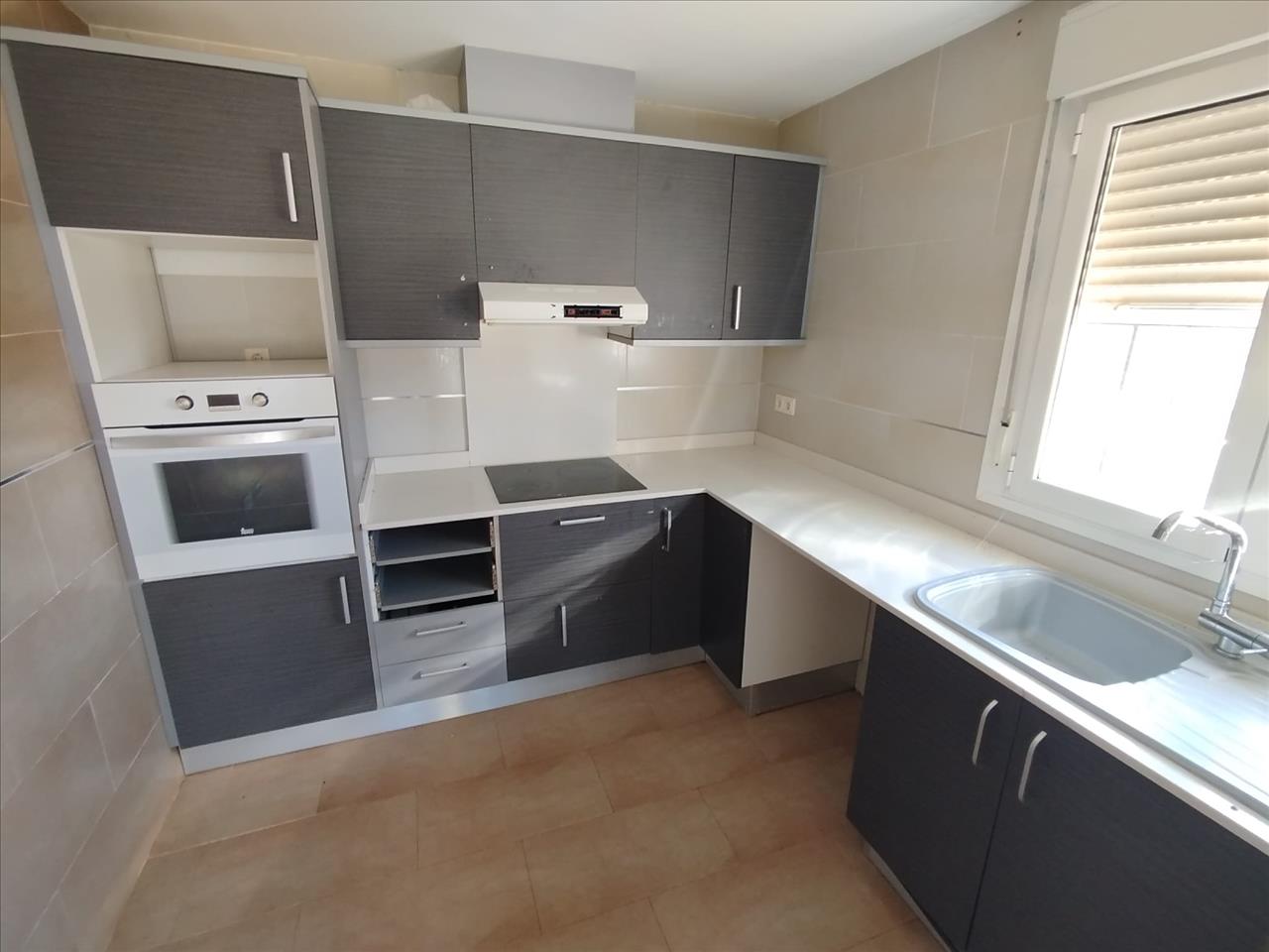 Casa en venta en Requena Valencia Número 7