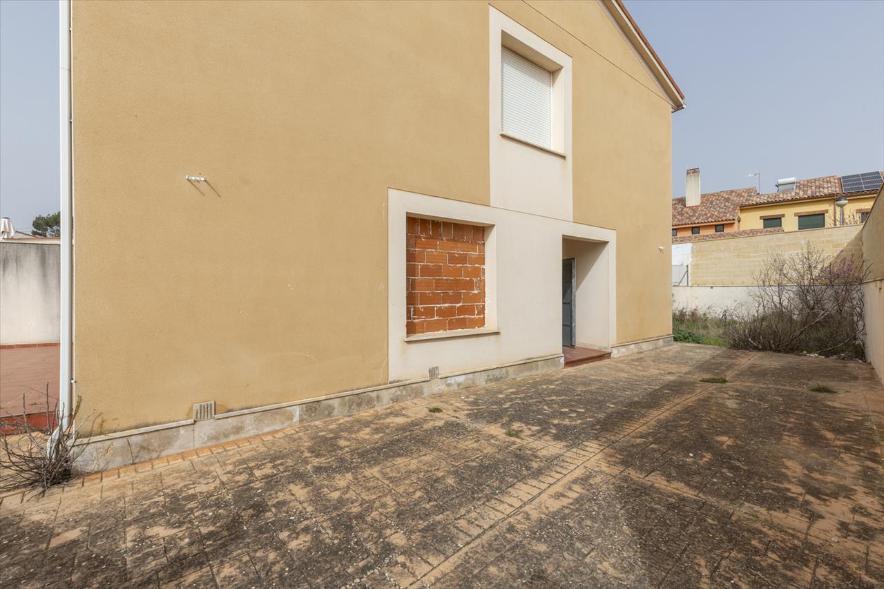 Casa en venta en Valdelaguna Madrid Número 19