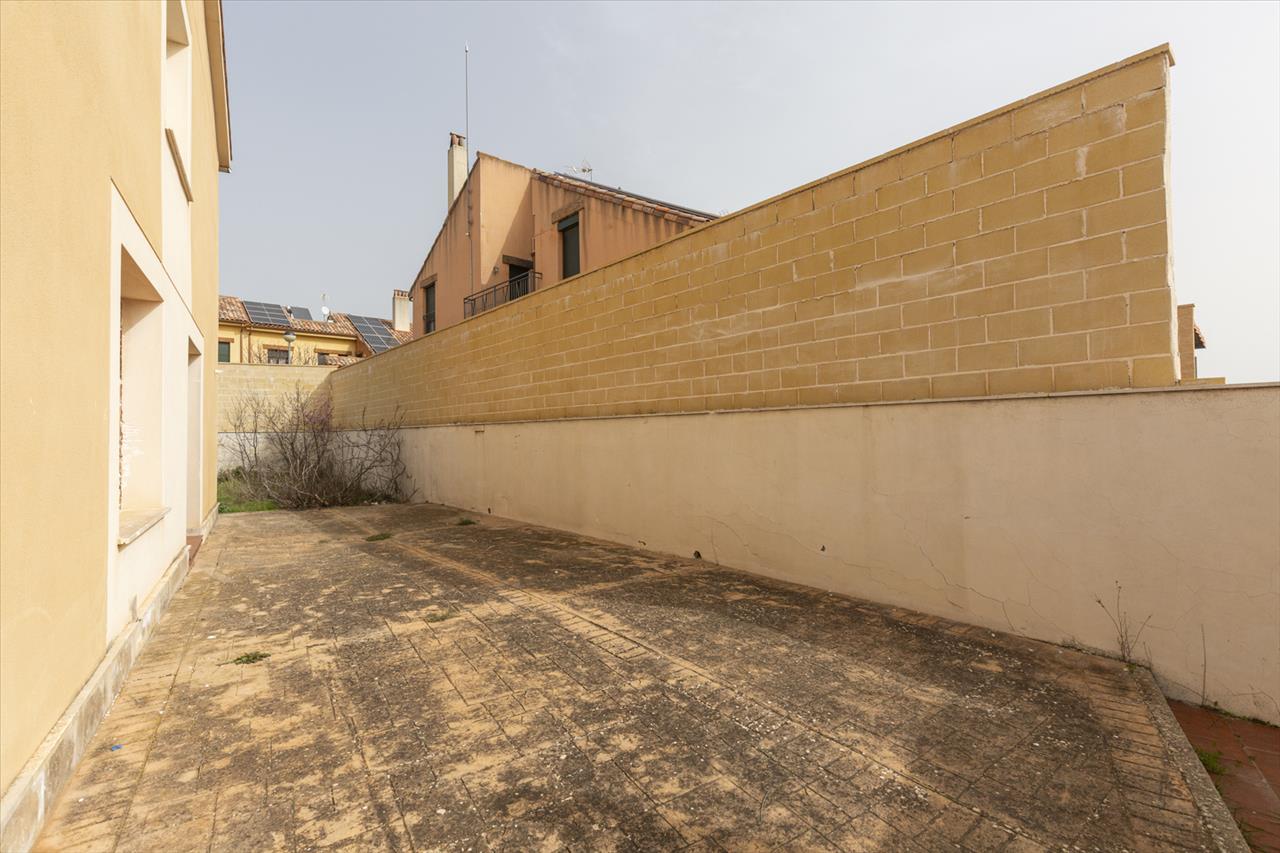 Casa en venta en Valdelaguna Madrid Número 20