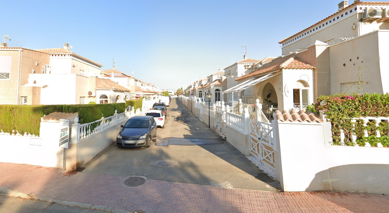Casa en venta en Torrevieja Alicante Número 0