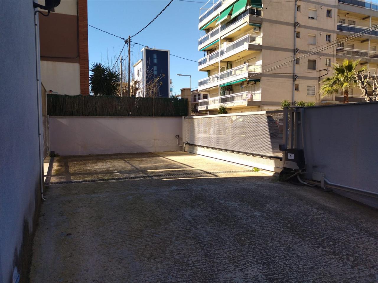 Parking en venta en Calafell Tarragona Número 2