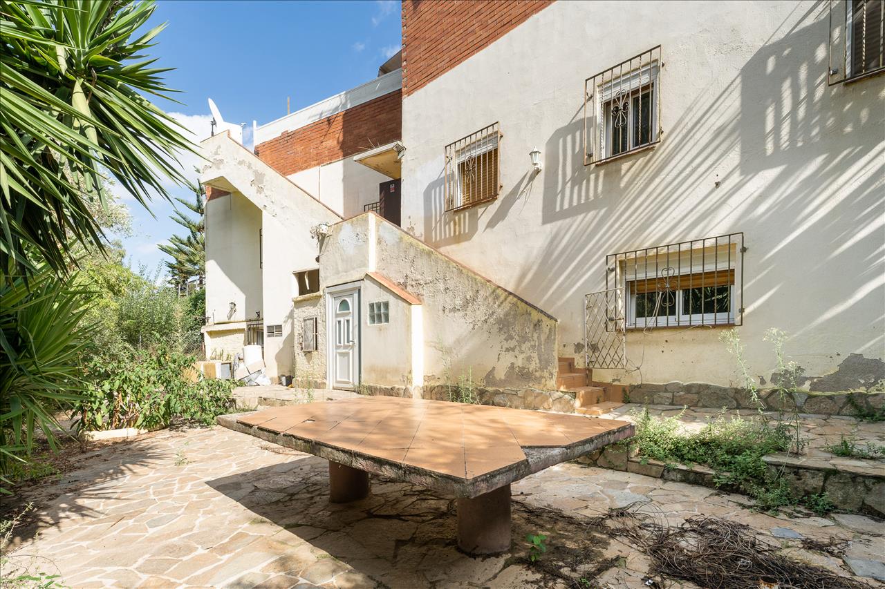 Casa en venta en Sant Boi de Llobregat Barcelona Número 0