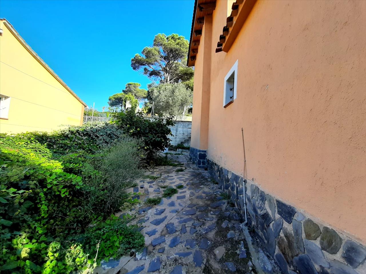 Casa en venta en Vidreres Girona Número 10