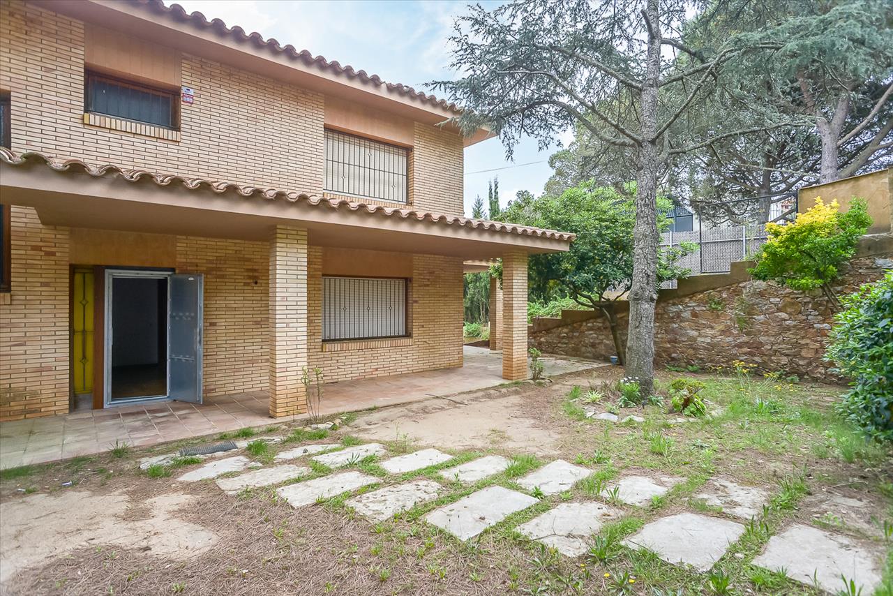 Casa en venta en Begur Girona Número 25