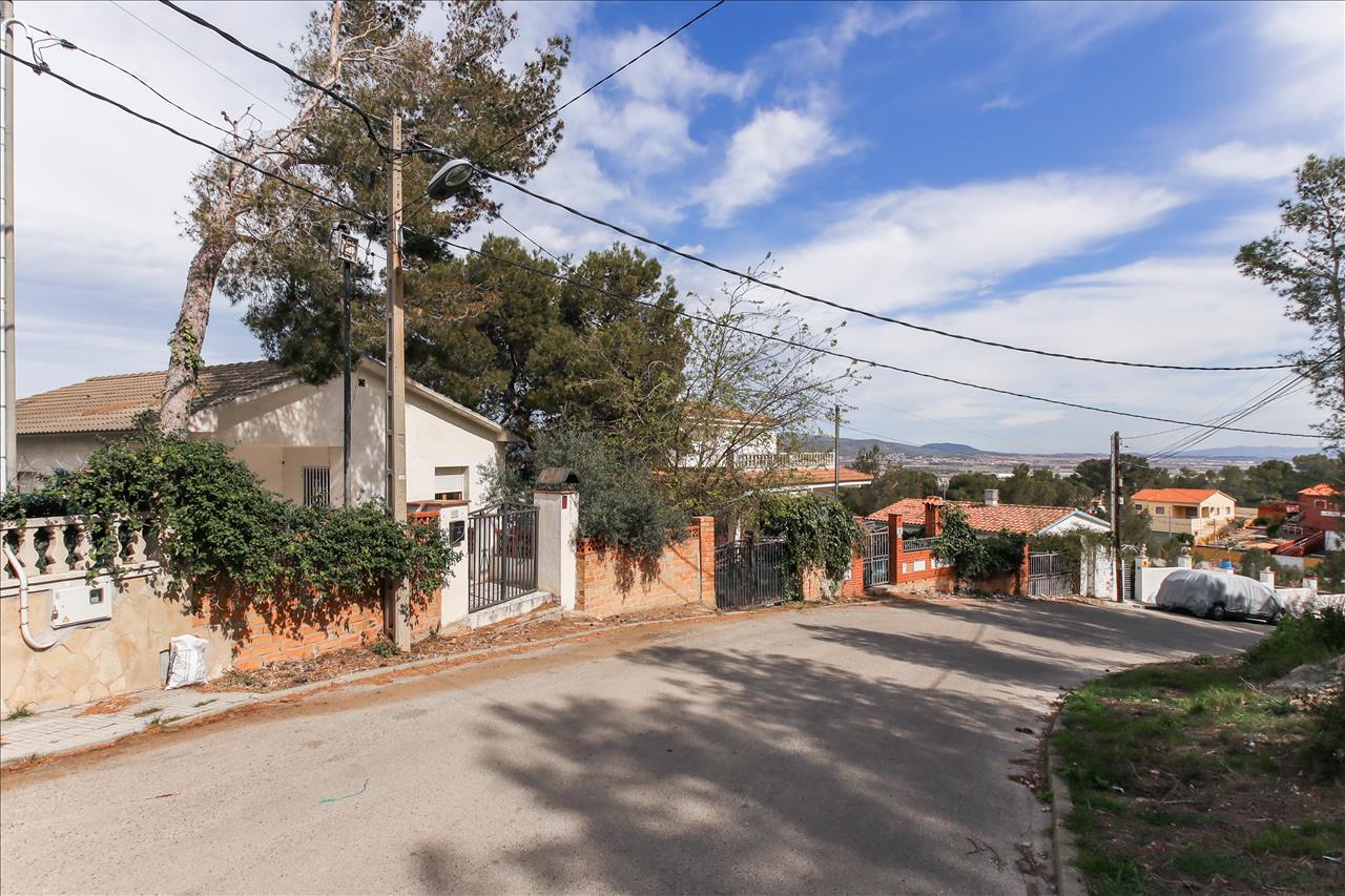 Casa en venta en Bisbal del Penedès (La) Tarragona Número 0