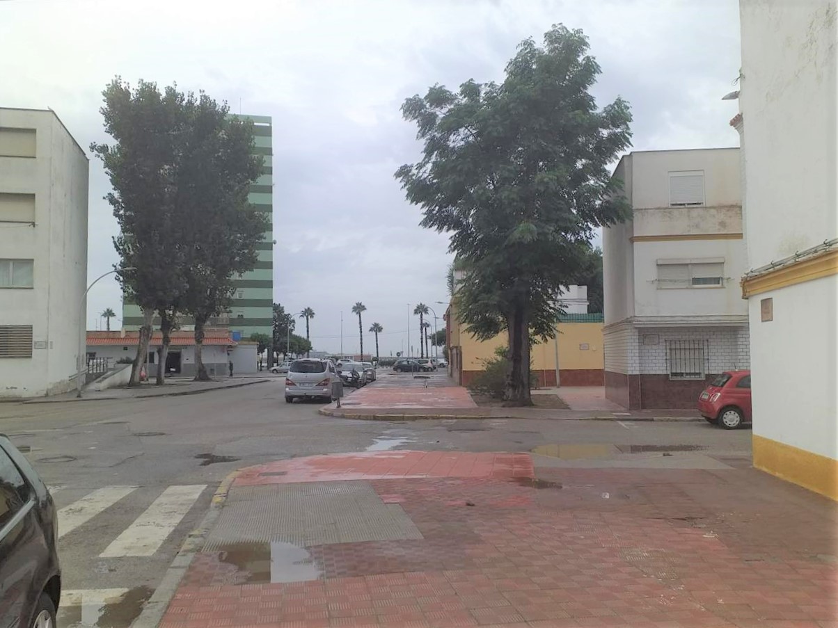 Piso en venta en Línea de la Concepción (La) Cádiz Número 3