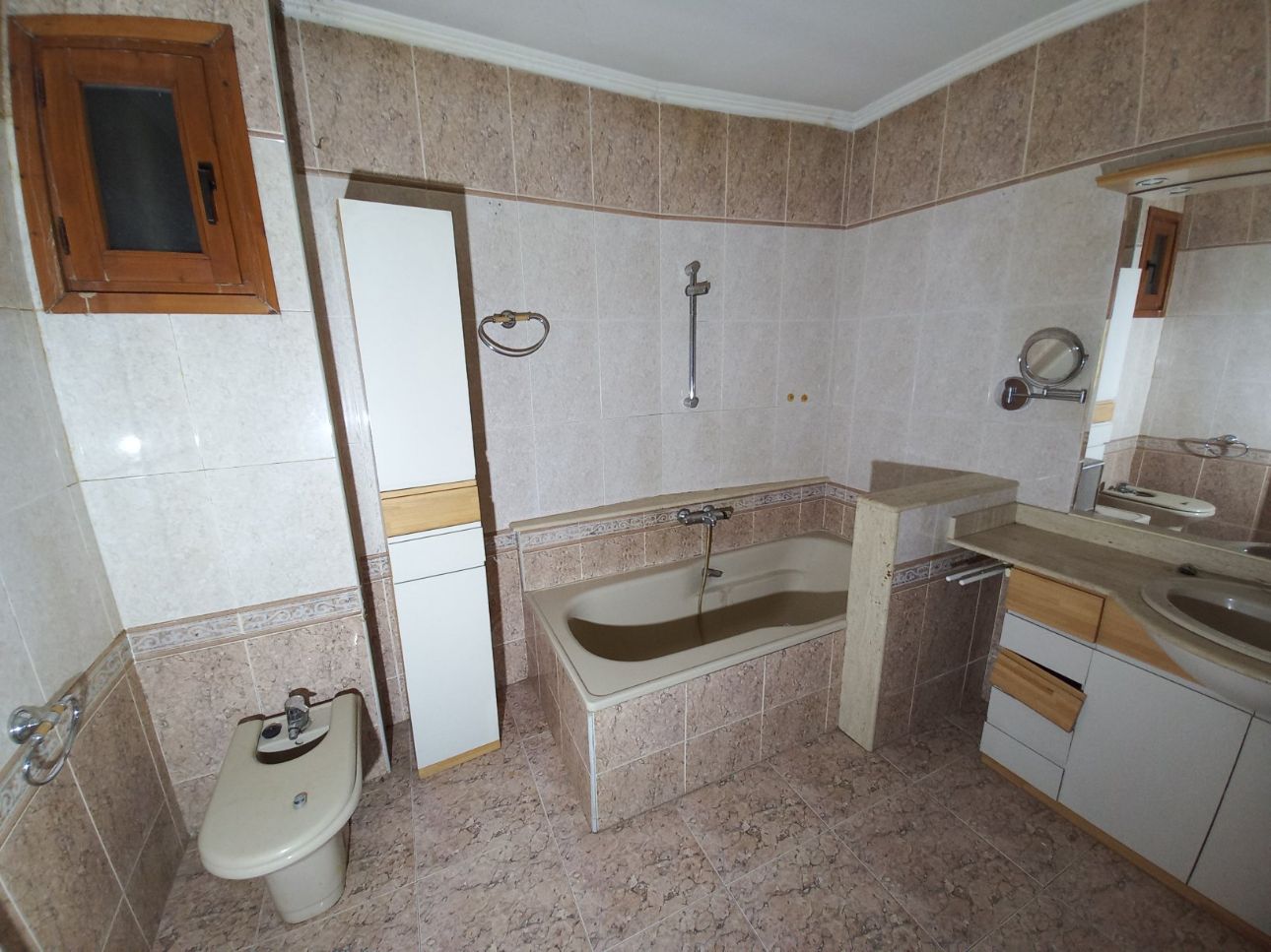 Casa en venta en Agramunt Lleida Número 10