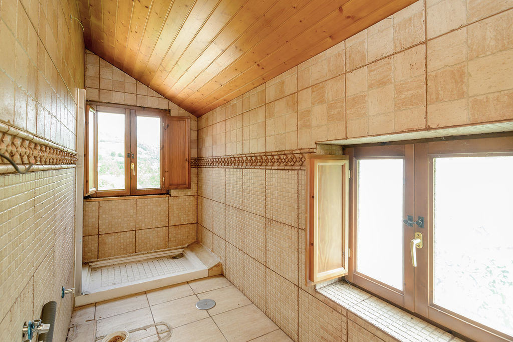 Casa en venta en Lena Asturias Número 9