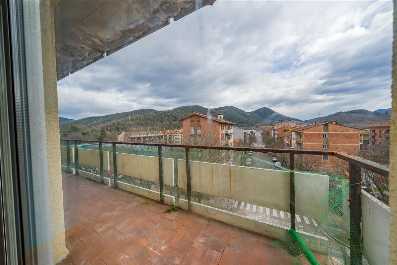 Piso en venta en Olot Girona Número 21