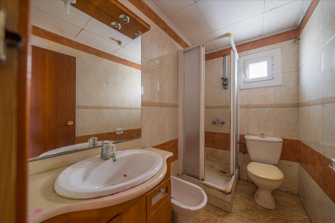 Piso en venta en Olot Girona Número 16