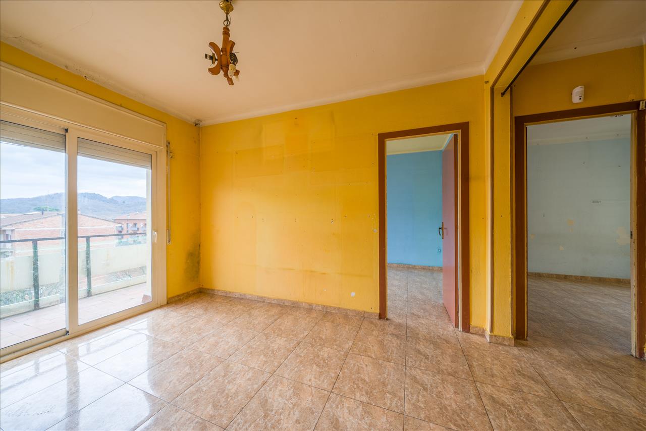 Piso en venta en Olot Girona Número 3