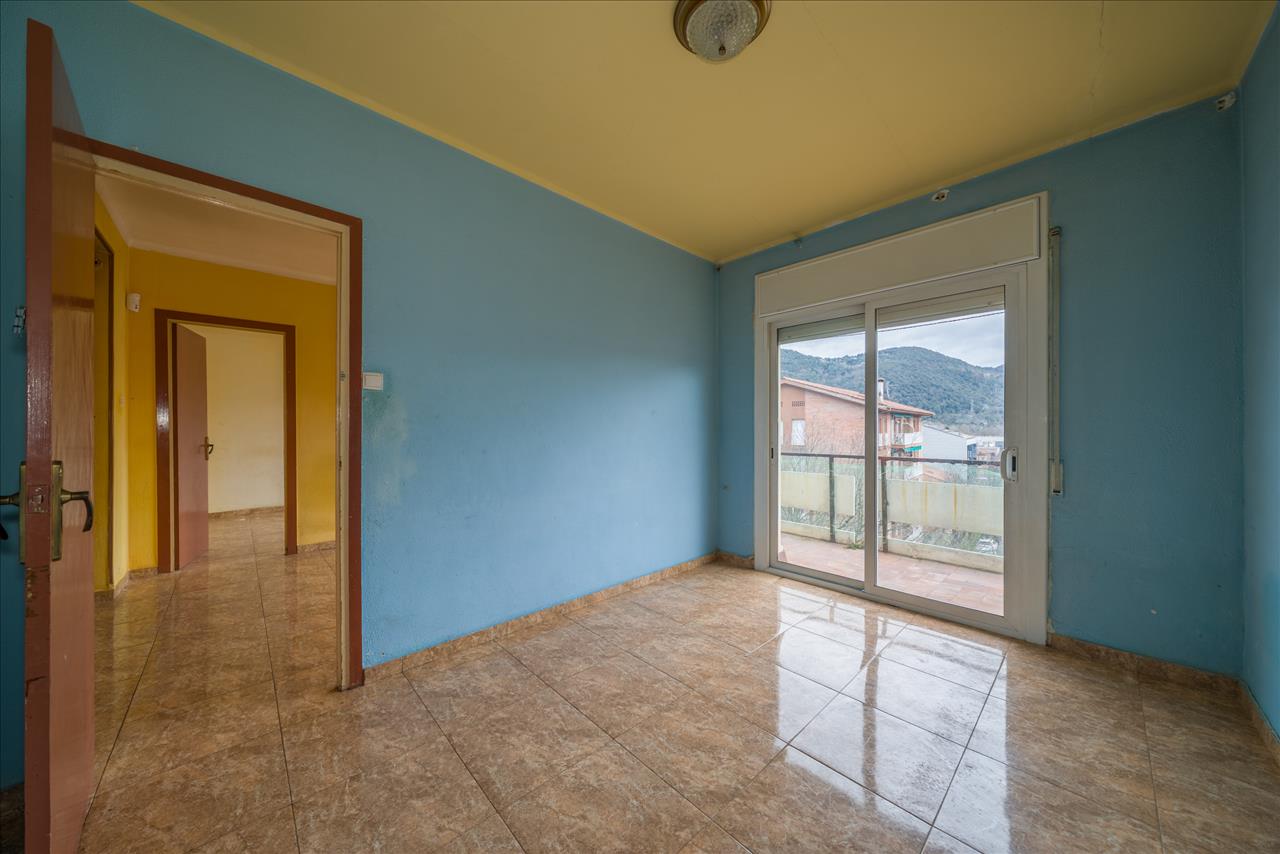 Piso en venta en Olot Girona Número 11