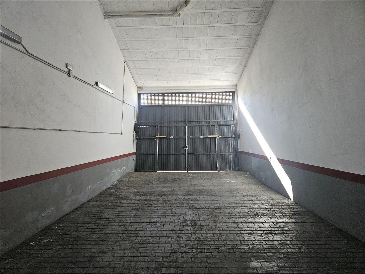 Parking en venta en Burguillos Sevilla Número 8