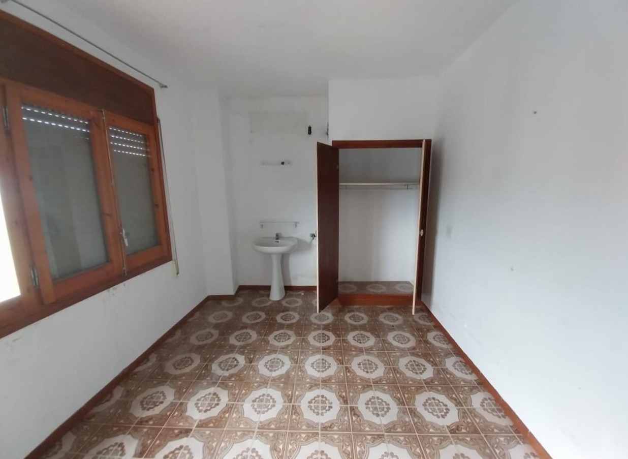 Piso en venta en Deltebre Tarragona Número 9