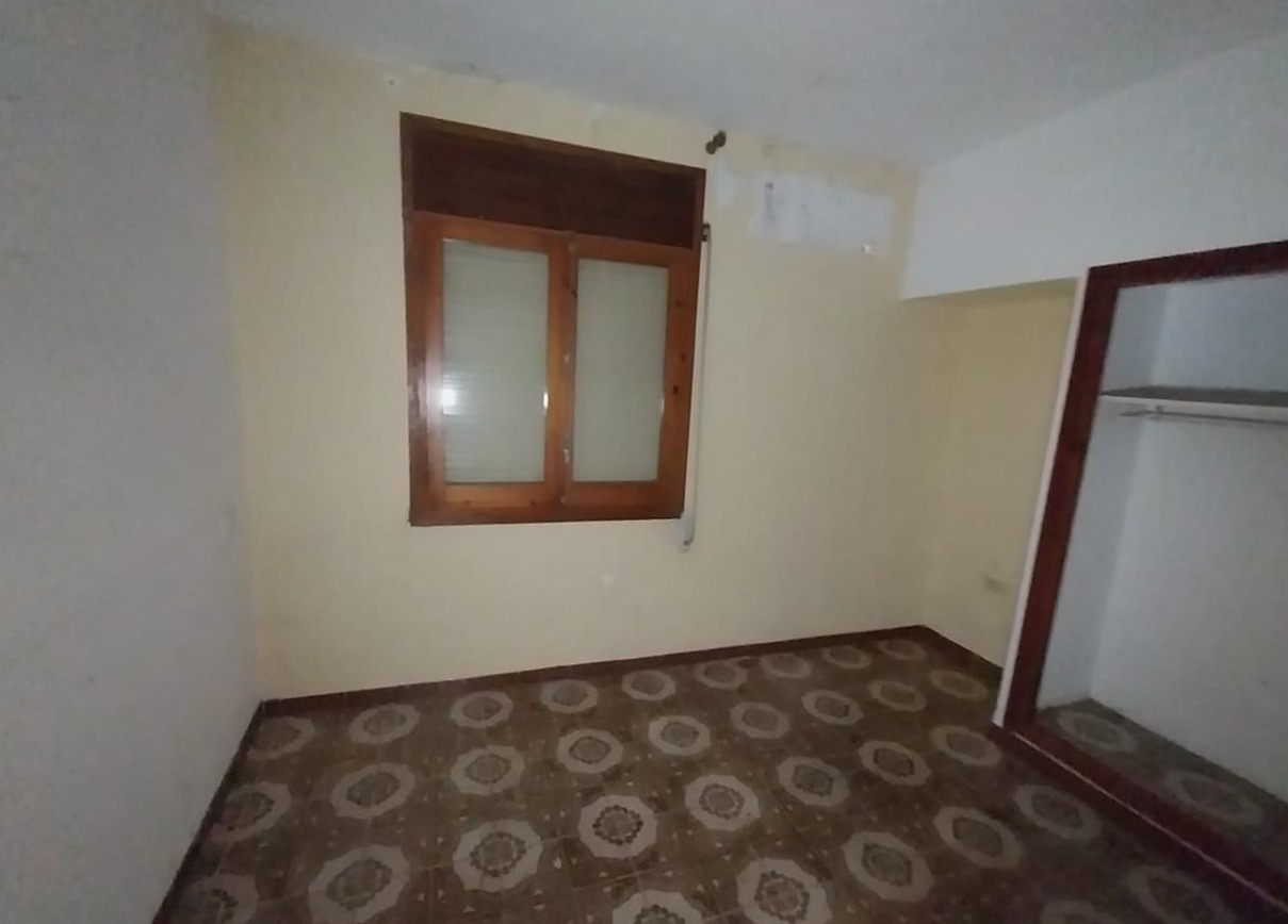 Piso en venta en Deltebre Tarragona Número 6