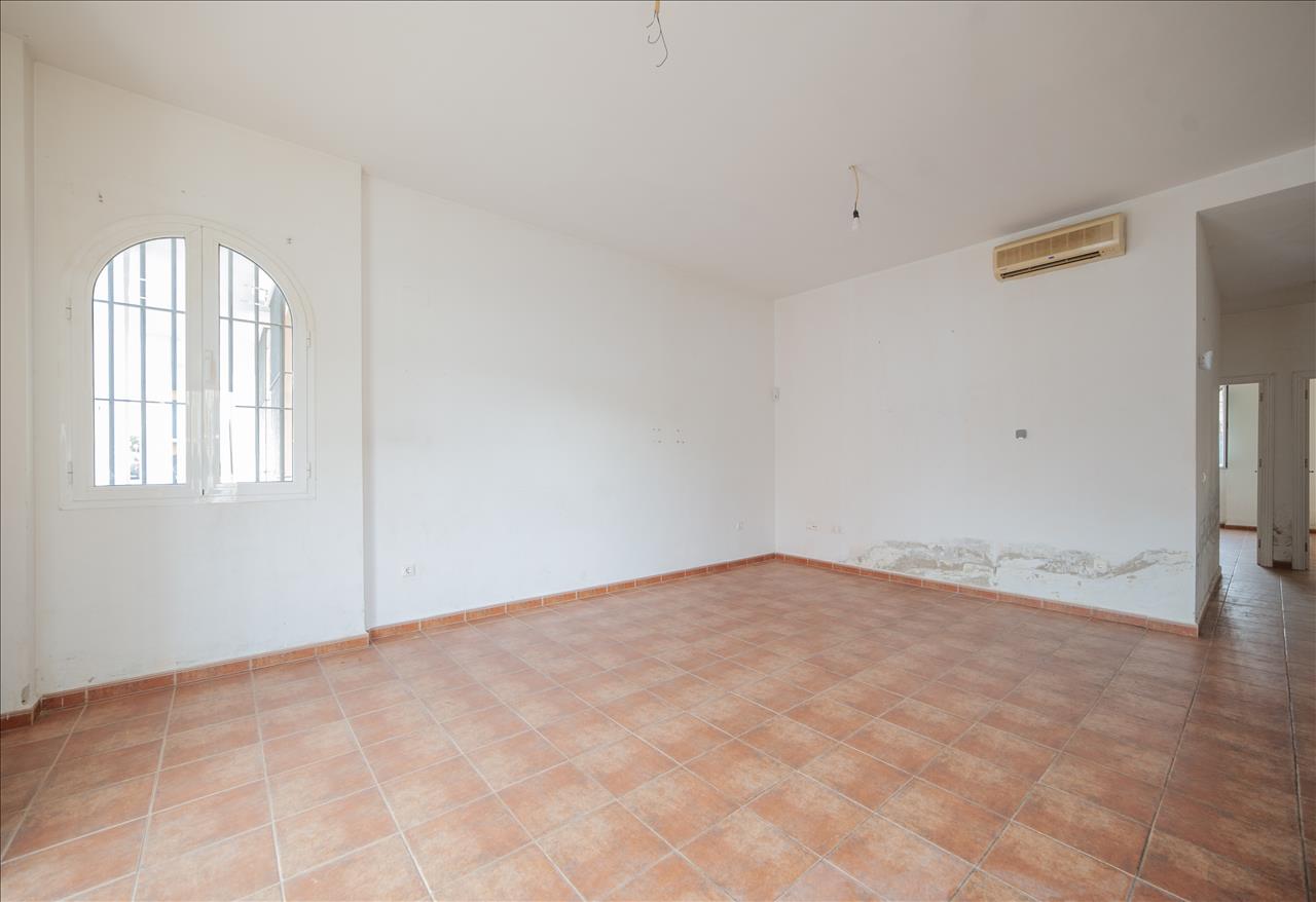 Piso en venta en Burguillos Sevilla Número 3