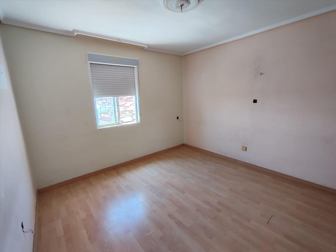 Piso en venta en Valdepeñas Ciudad Real Número 5