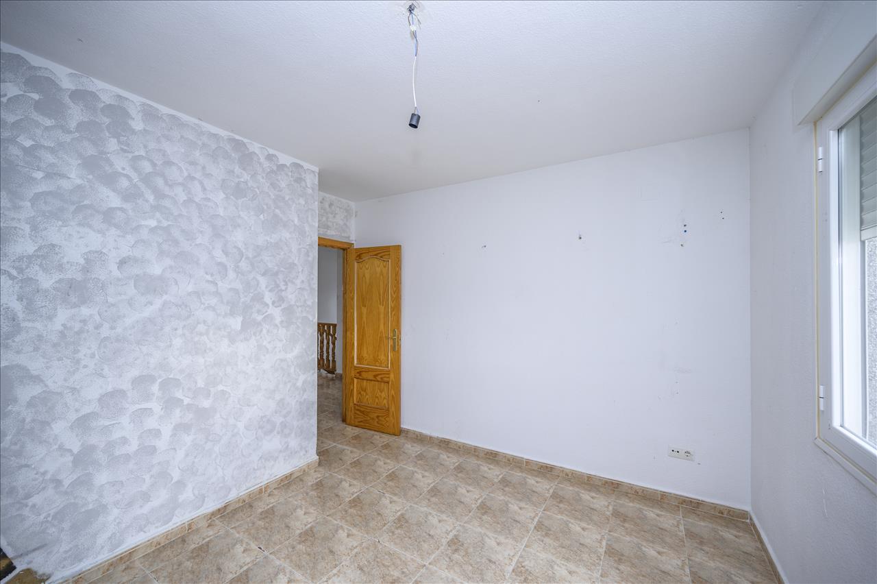 Casa en venta en Huecas Toledo Número 11