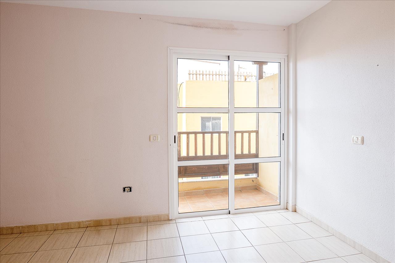 Piso en venta en Granadilla de Abona Santa Cruz de Tenerife Número 2