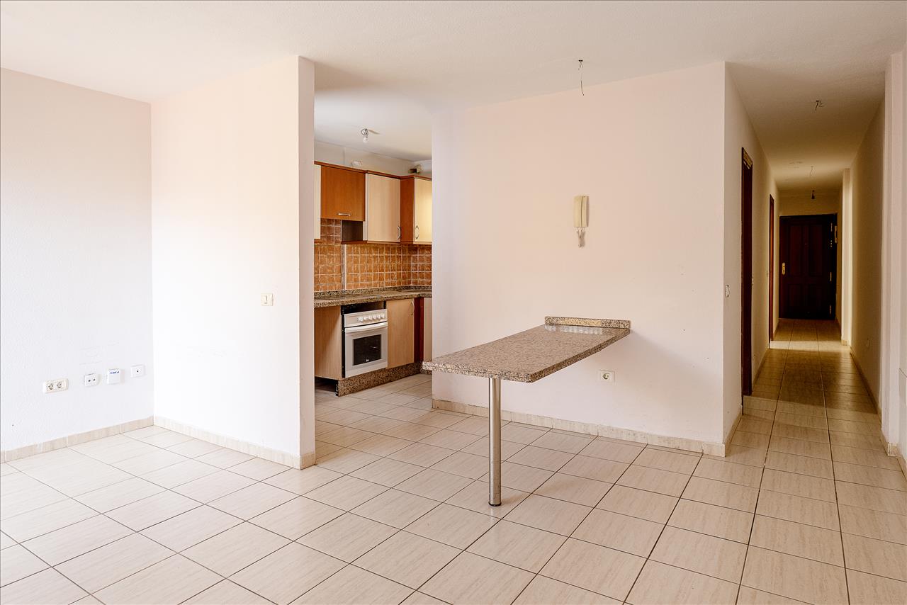 Piso en venta en Granadilla de Abona Santa Cruz de Tenerife Número 3
