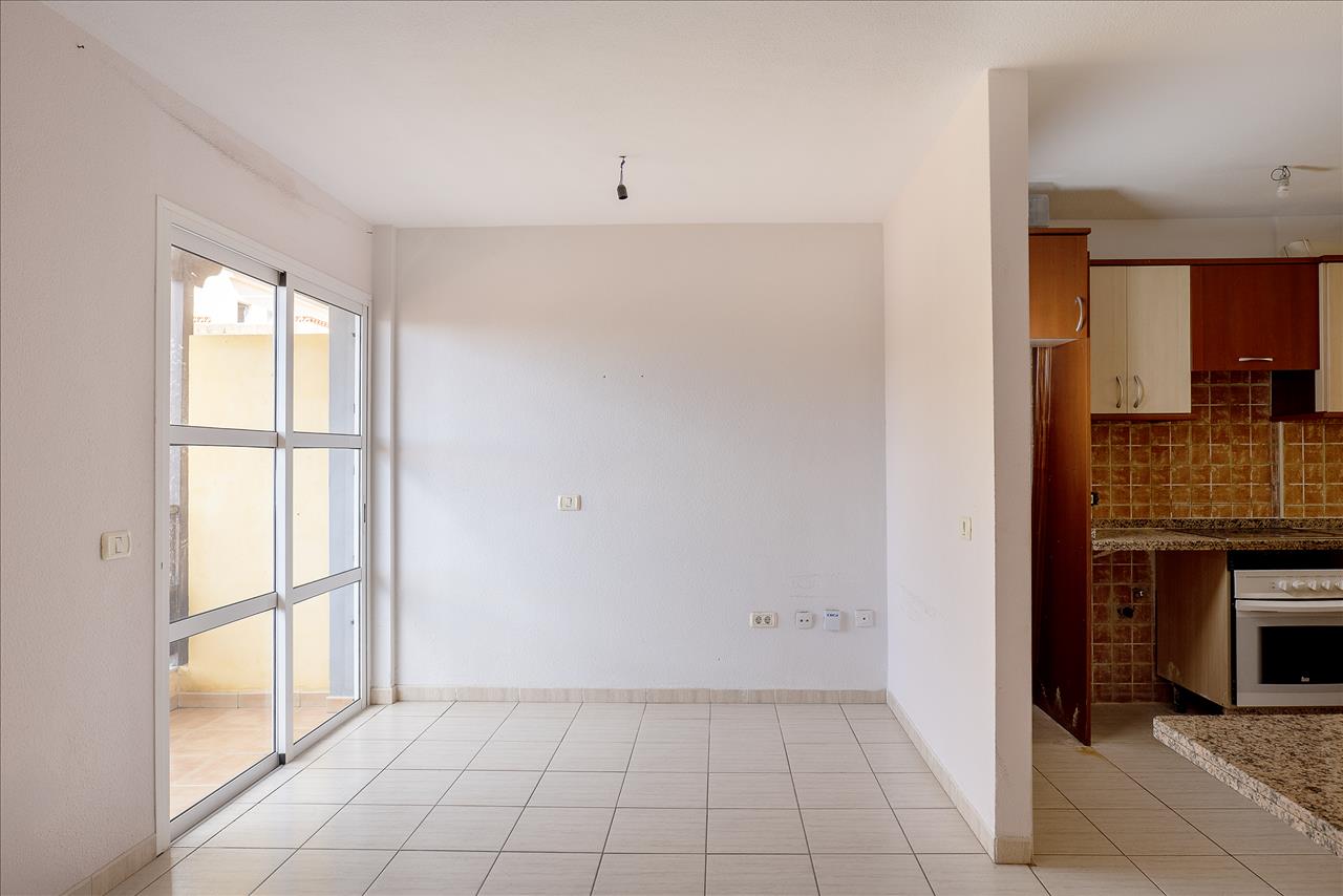 Piso en venta en Granadilla de Abona Santa Cruz de Tenerife Número 6