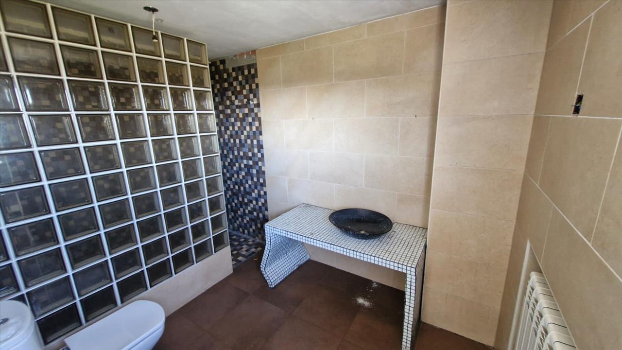 Casa en venta en Corbins Lleida Número 14