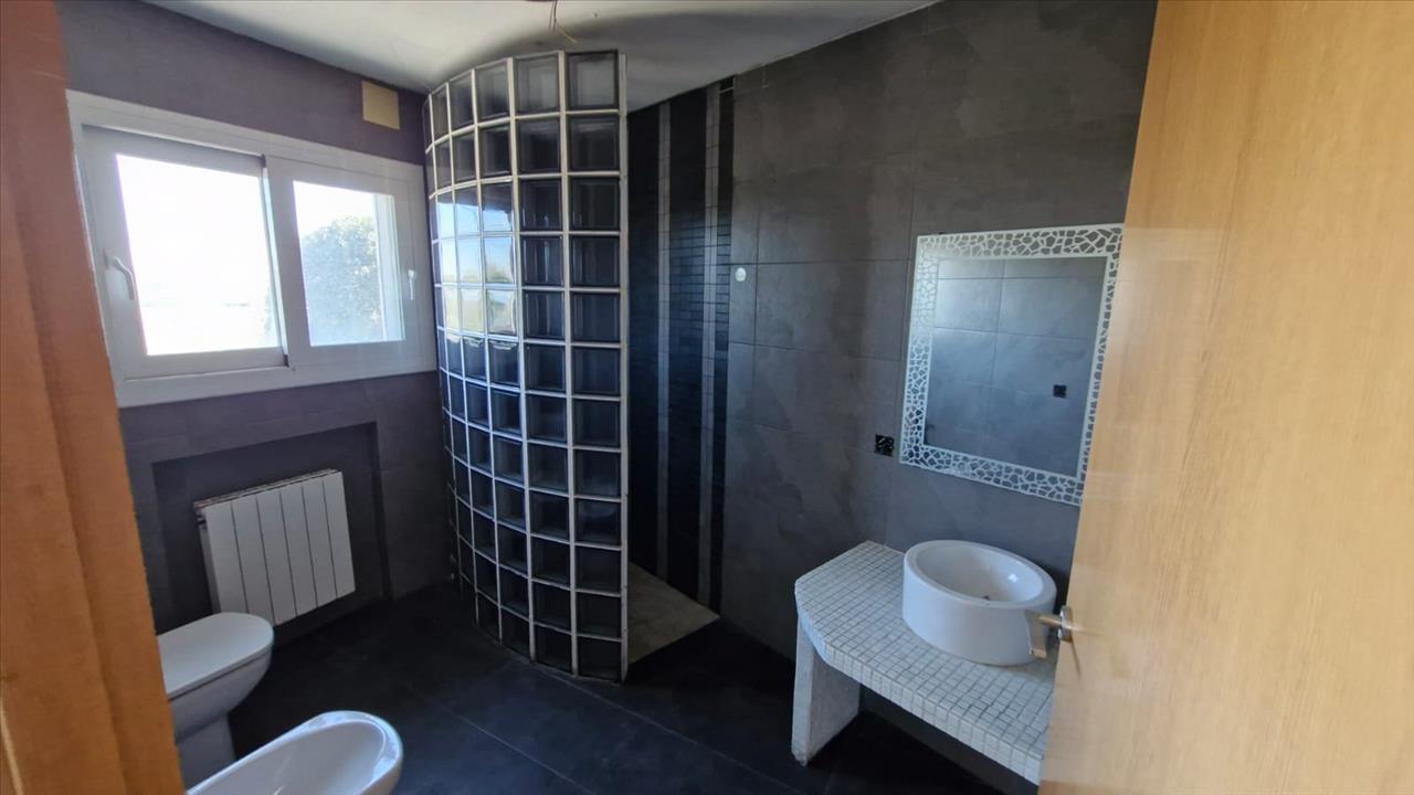 Casa en venta en Corbins Lleida Número 13