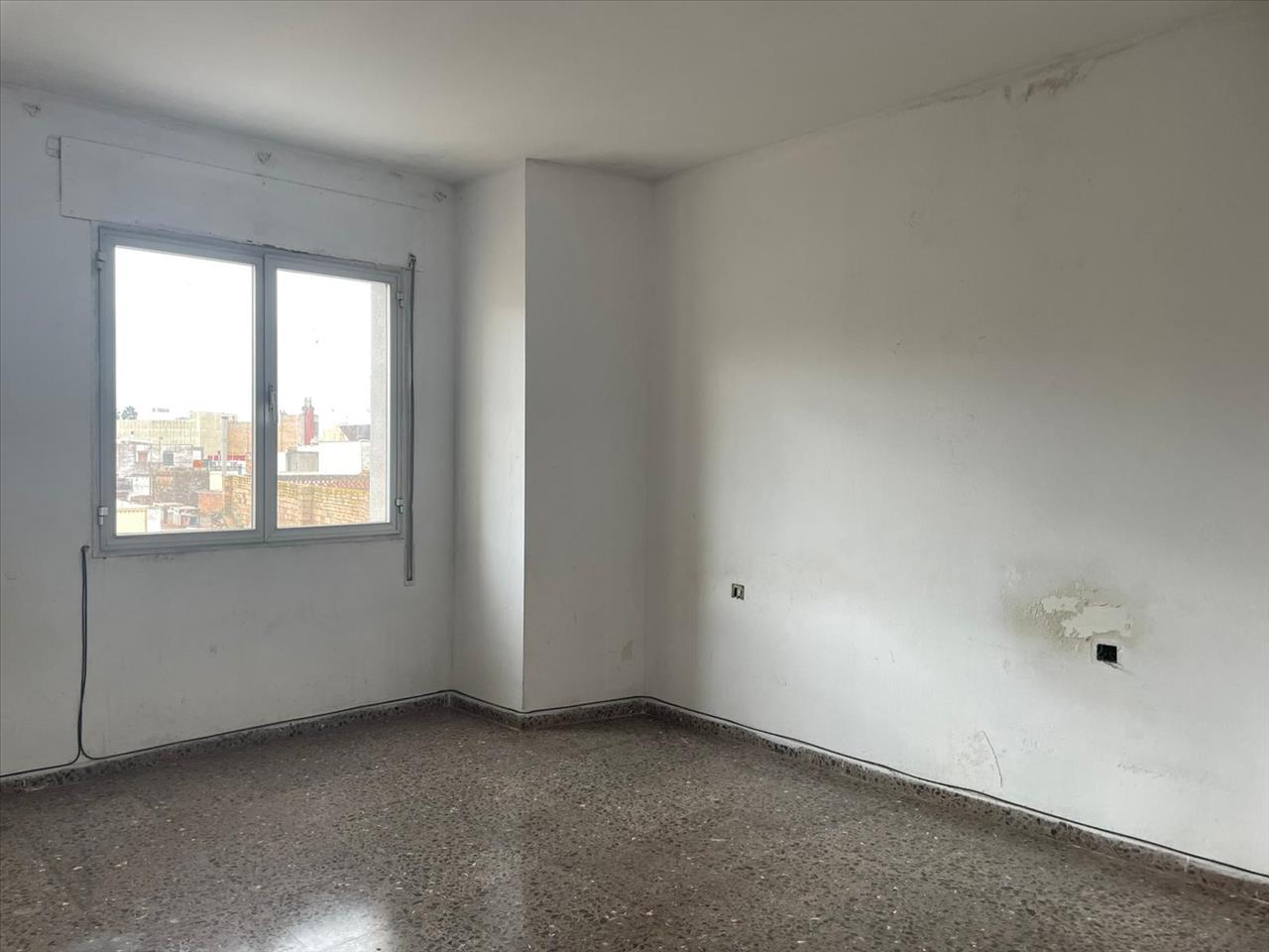 Piso en venta en Amposta Tarragona Número 6
