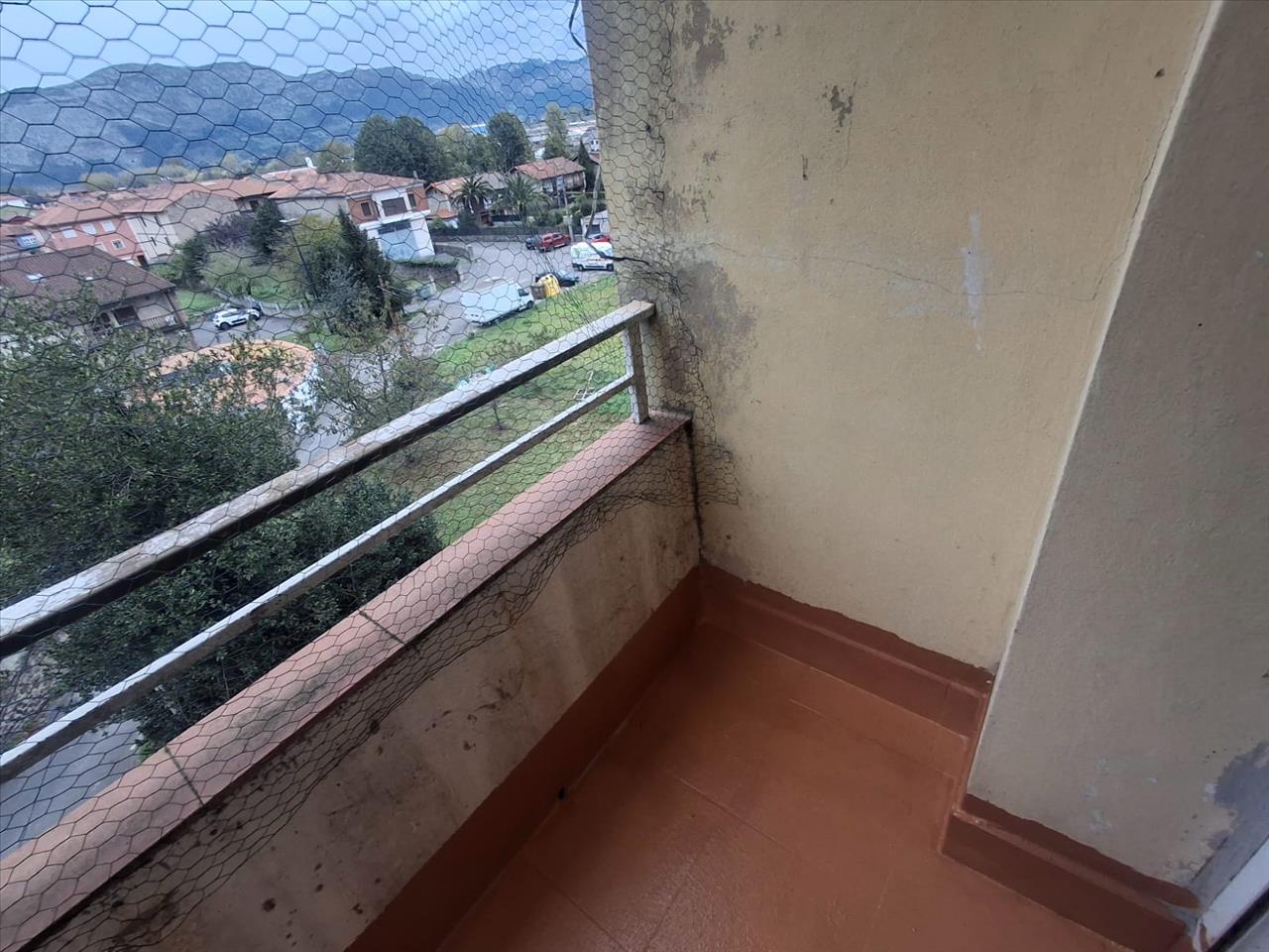 Piso en venta en Corrales de Buelna (Los Cantabria Número 10