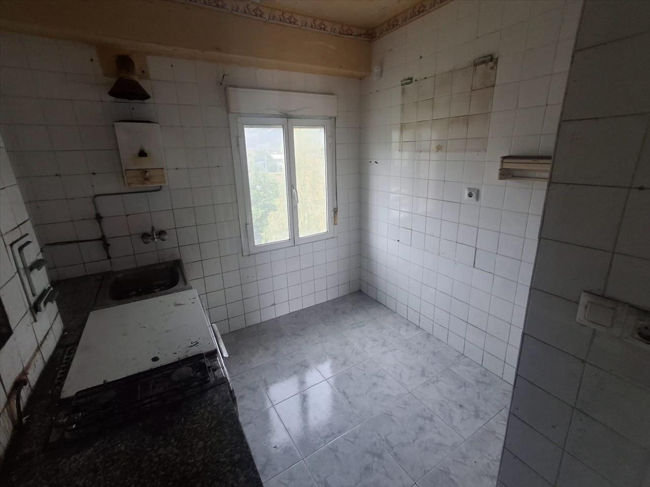 Piso en venta en Corrales de Buelna (Los Cantabria Número 6