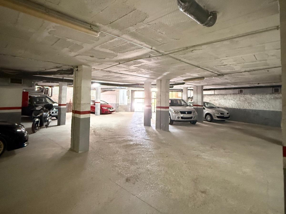 Parking en venta en Rubí Barcelona Número 0