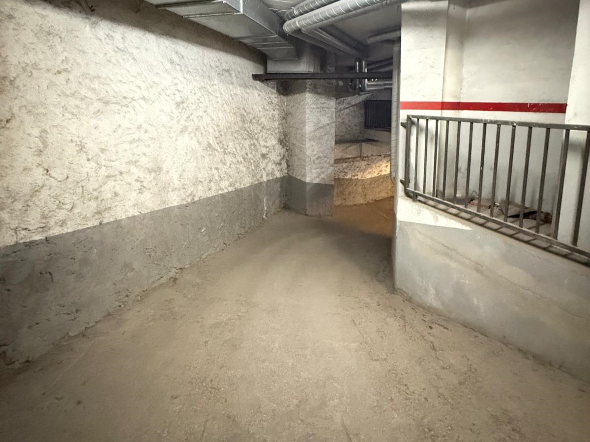 Parking en venta en Rubí Barcelona Número 4